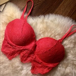 Victoria’s Secret PINK Lace Coral Bra